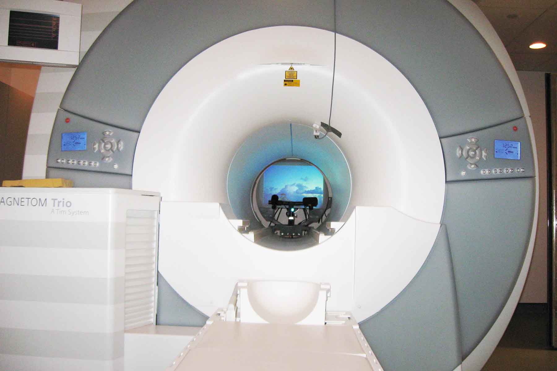 fMRI / MRI eye-tracking-EyeLink 1000 Plus Eye Tracker