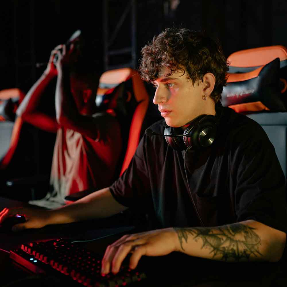 Usability Research and Eye Tracking in Esports